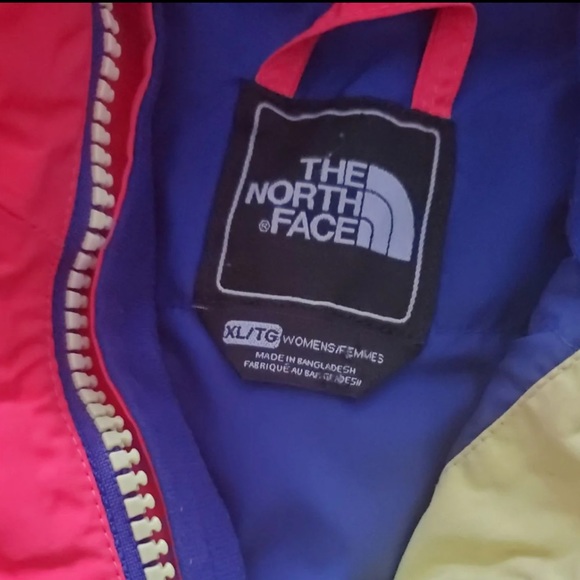 The North Face Color Block Coat - Picture 5 of 11